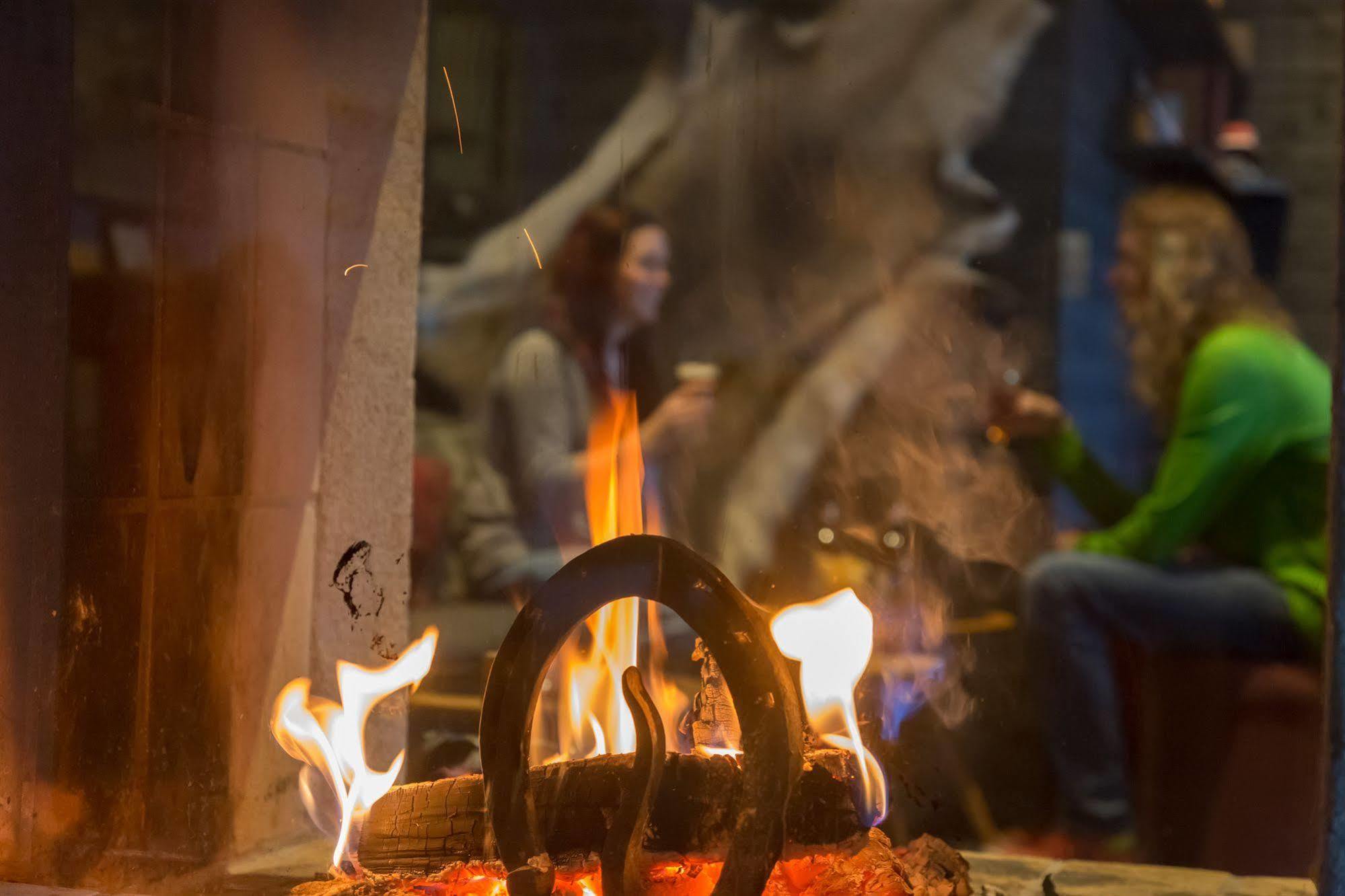 Hotell Funaesdalen ภายนอก รูปภาพ